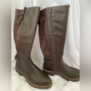 NWOT Brown Boots